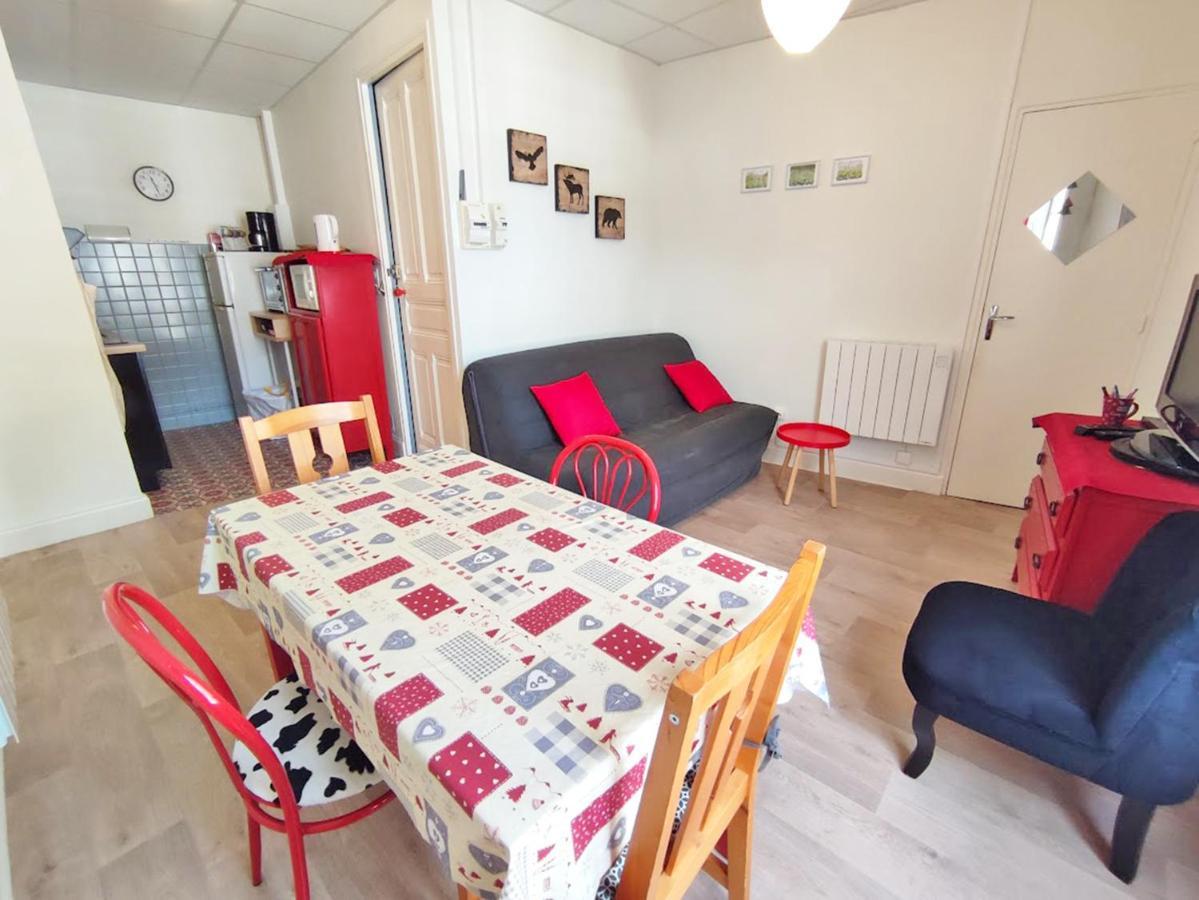 Les 3 Renards, T2 Bis, Parking, Centre Luchon, Casier A Skis, 4 Personnes Bagnères-de-Luchon Esterno foto