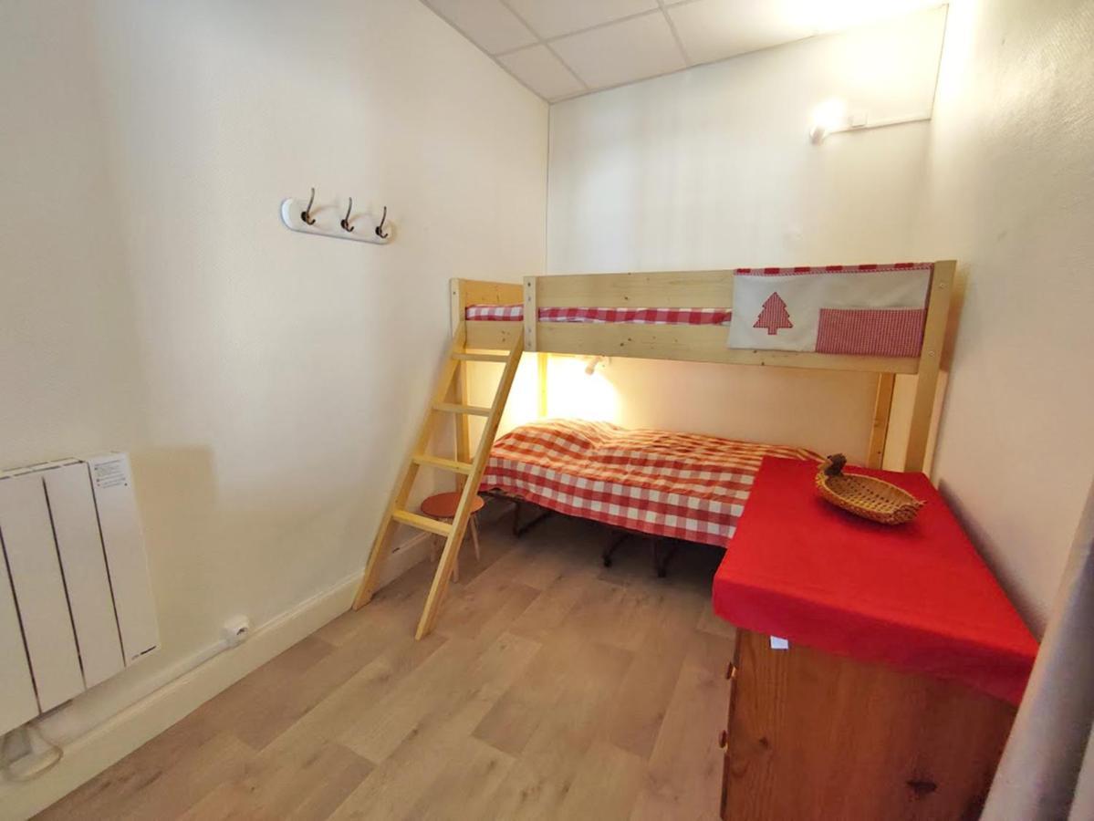 Les 3 Renards, T2 Bis, Parking, Centre Luchon, Casier A Skis, 4 Personnes Bagnères-de-Luchon Esterno foto